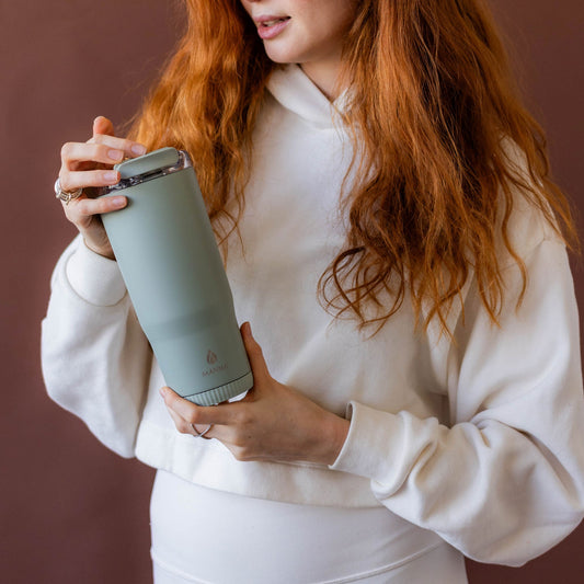 30-oz-groove-tumbler-j7 4Manna_Website_Lifestyles-17.jpg