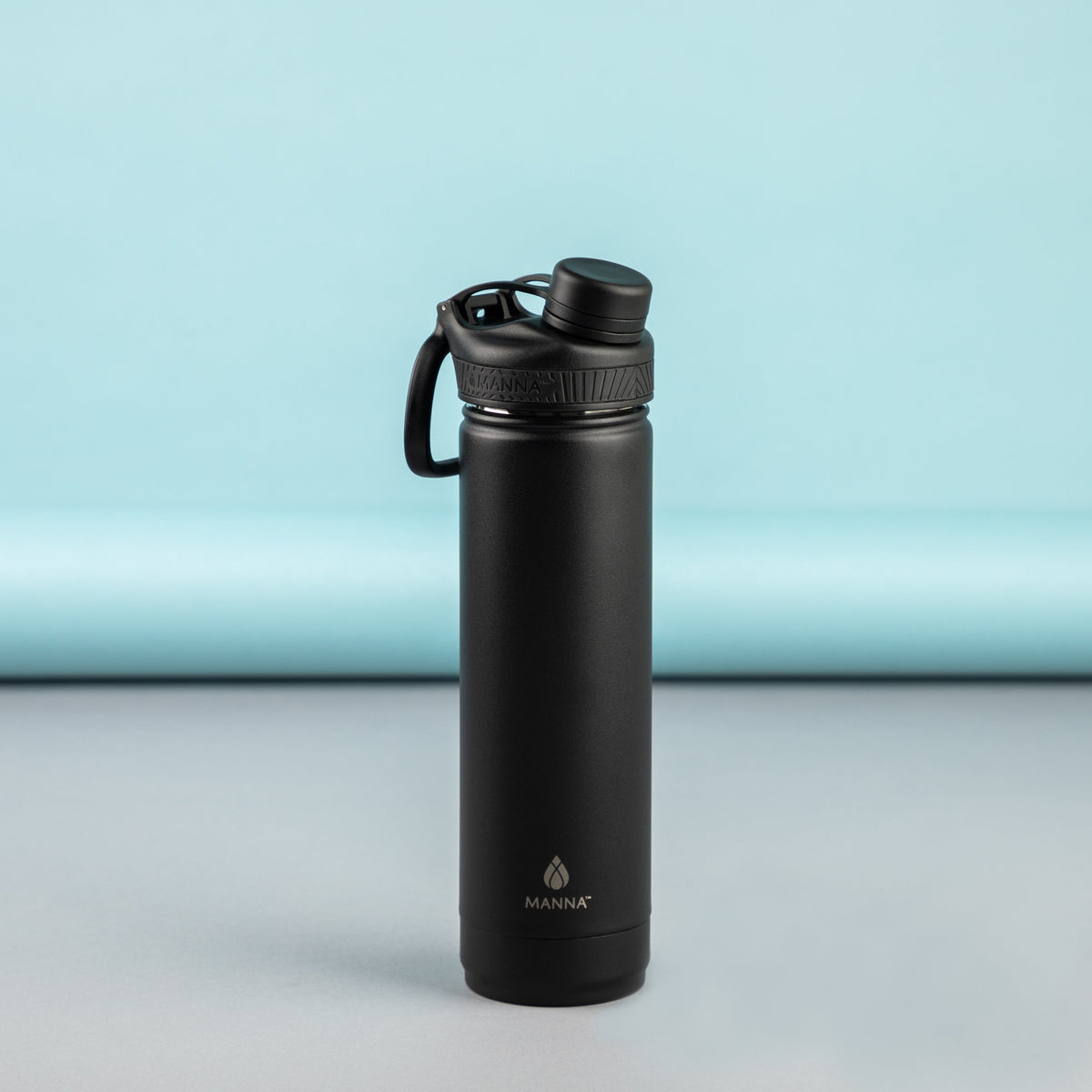 26-oz-saratoga-bottle-f1 MAN_Website_Saratoga_05.jpg